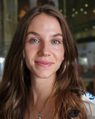 Photo of Lindsay Pomeroy, Mental Health Counselor Associate, ACMHC