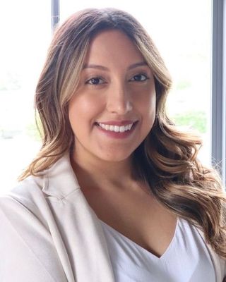 Photo of Lizbeth Montes, Clinical Social Work/Therapist in Chicago, IL