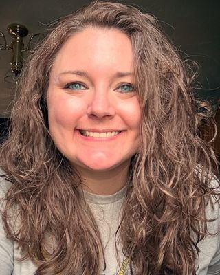 Photo of Caryn Doege, Pre-Licensed Professional, MS, MDiv