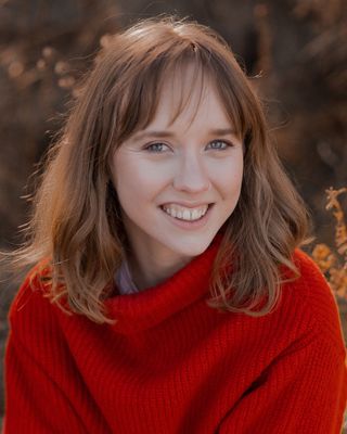 Photo of Zoë Paul, Registered Social Worker in Guelph, ON