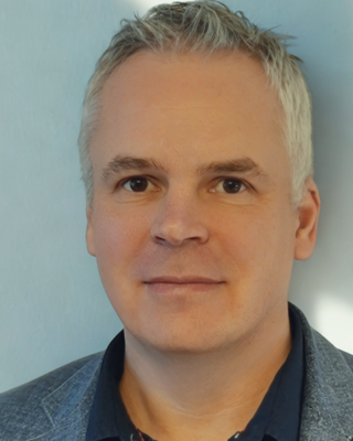 Photo of Dr Christoph Zwolan, Psychologist, DCounsPsych, HCPC - Couns. Psych.