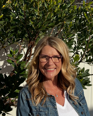 Photo of Julie Smith - Julie Tunick, MFT Incorporated, Marriage & Family Therapist, MS, LMFT