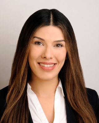 Photo of Evet Helou, Registered Psychotherapist (Qualifying), MACP