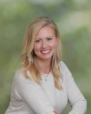 Photo of Jennifer Zickuhr, Clinical Social Work/Therapist, MSW, APSW