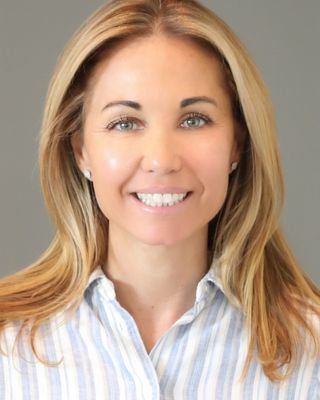 Photo of Kasey Rissman, Licensed Professional Clinical Counselor, LPCC, CEDS