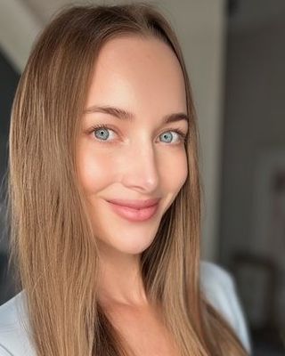 Photo of Dr. Lauren Armstrong, Psychologist, PsyD