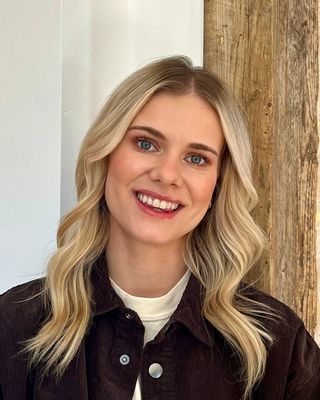 Photo of Alyssa Kobelka, Clinical Social Work/Therapist, BSW, MSW, RSW