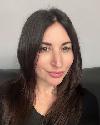 Photo of Anne-Louise James, Counsellor, ACA-L1