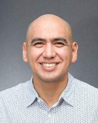 Photo of Adrián Hernandez, Clinical Social Work/Therapist, LCSW