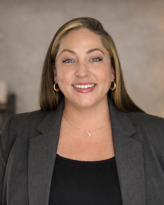 Photo of Alexandra Stewart - Alexandra Stewart | Burnout Recovery Therapist, Clinical Social Work/Therapist, MSW, LCSW, MA