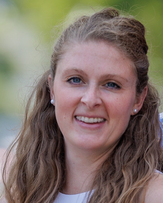 Photo of Sara Krol, Clinical Social Work/Therapist, LICSW