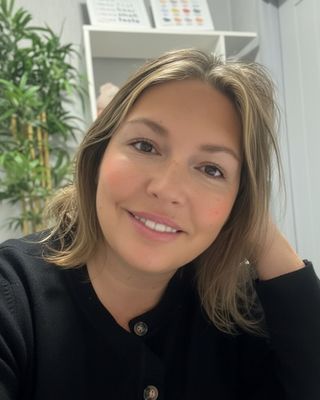 Photo of Sharon Poole, Counsellor, MBACP
