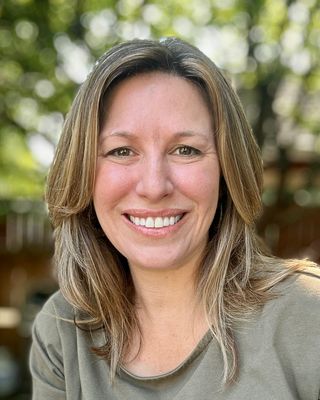 Photo of Tia Pank, Clinical Social Work/Therapist, MSSW, CSW