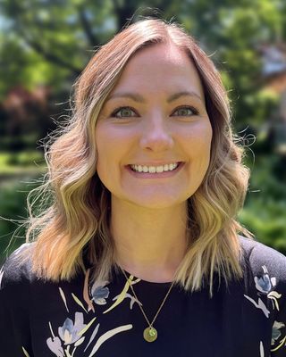 Photo of Dr. Molly Wickenhauser, Psychologist, PhD