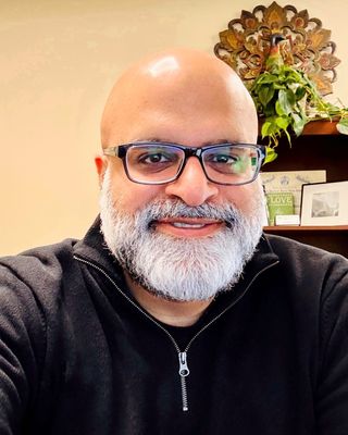 Photo of Neal Sehgal, Licensed Social Worker, LMSW, MAT