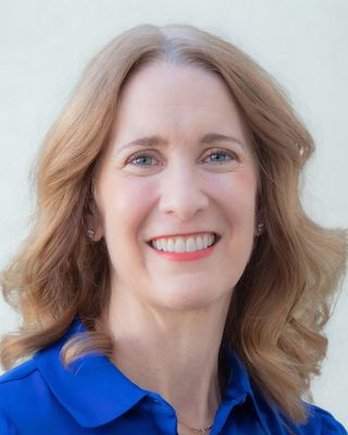 Photo of Dr. Lauren Woolley, Psychologist, PhD