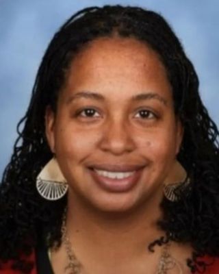 Photo of Shanel Bishop, Clinical Social Work/Therapist