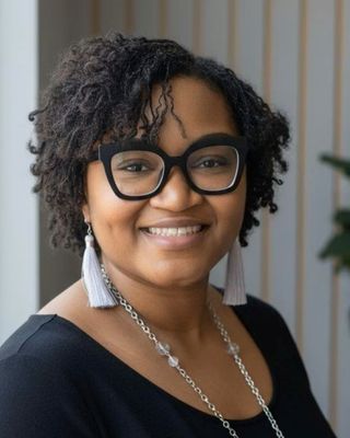 Photo of Regina Weathersby, Clinical Social Work/Therapist, LICSW-S, PIP