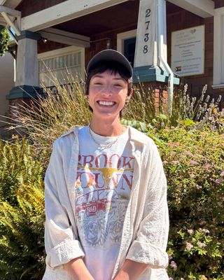 Photo of Cailin Osborne, Pre-Licensed Professional, MSW, CSWA