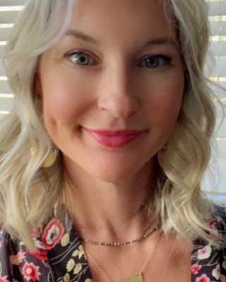 Photo of Courtney Linn, Psychiatric Nurse Practitioner, PMHNP