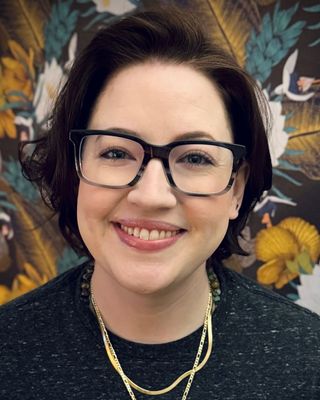 Photo of Lo Kinney, Licensed Professional Counselor, MA, LPC, NCC