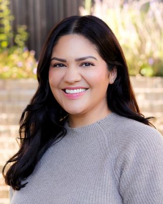 Photo of Maribel Estrada, Pre-Licensed Professional