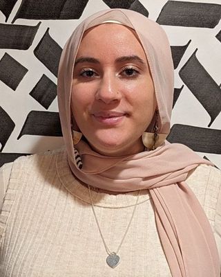 Photo of Eman Kandil, LSW, Pre-Licensed Professional