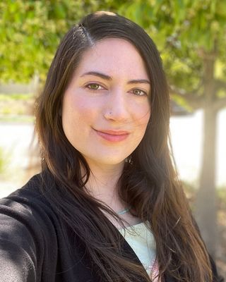 Photo of Leah Blumenthal, Marriage & Family Therapist Associate in Ventura, CA