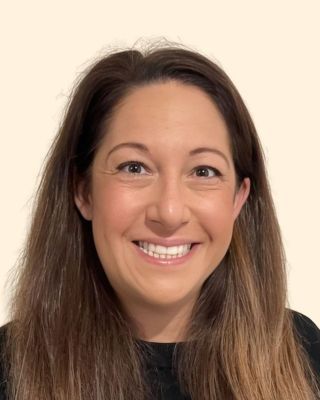 Photo of Maxi Dillon, Counselor, MS, LMHC