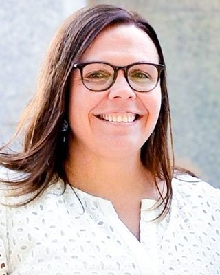 Photo of Elizabeth Croom, LCMHC Associate, LCMHCA