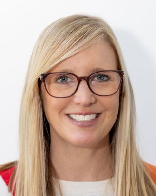 Photo of Lara Lile, Marriage & Family Therapist, LMFT
