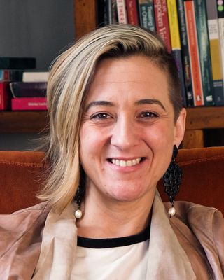 Photo of Freya Hanly - Freya Hanly Psychology, Psychologist, MPsych, MAPS