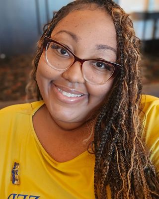 Photo of Carrie Holland-Lee, Licensed Clinical Professional Counselor, LCPC