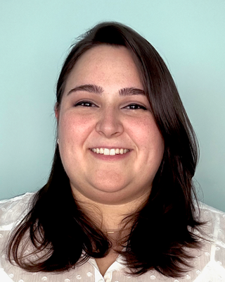 Photo of Grace MacAskill, Registered Psychotherapist, RP, MSc, BA Hons