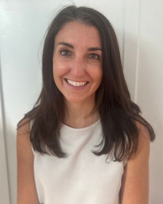 Photo of Jennifer Leslie, Psychologist, PsyD