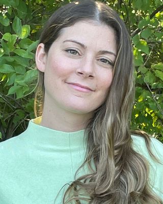 Photo of Rae Magnani, Licensed Clinical Professional Counselor in Hoffman Estates, IL