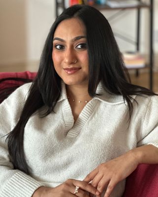 Photo of Yashodhara Kundra, Counsellor, MSc, MBACP