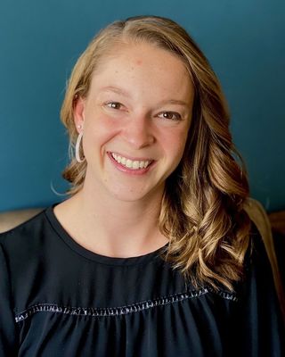Photo of Elise Keller, Counselor in Northfield, MN