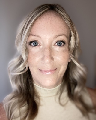 Photo of Charlotte Fergusson, Registered Psychotherapist in Barrie, ON