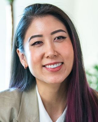 Photo of Jennifer Chou - Jennifer Chou - Expansive Therapy, LCSW