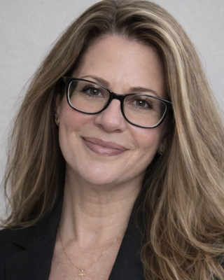 Photo of Julianne Alsante, Licensed Professional Counselor, LPC