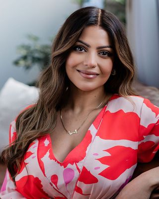 Photo of Incia Rashid-Dawdy, Licensed Clinical Professional Counselor, MA, NCC, LCPC-IL, LPC-MI, CST