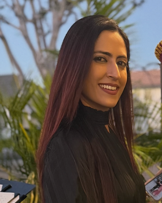 Photo of Maryam Gulraiz, Psychiatric Nurse Practitioner, FNP-C, PMHNP-B