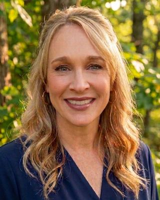 Photo of Valerie Hubbard, Licensed Professional Counselor, LPC-S, CHT