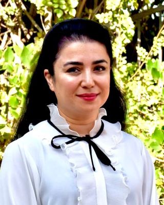 Photo of Elham -Ellie- Mohammadipoor, Marriage & Family Therapist Associate, PhD Can