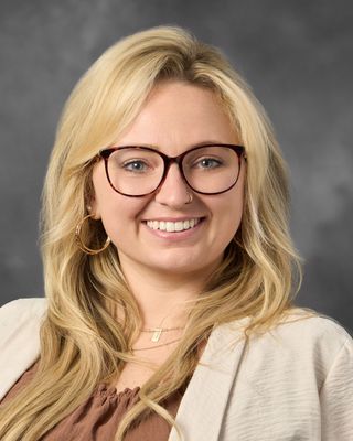 Photo of Desiree Youngs, Clinical Social Work/Therapist, LLMSW, CAADC