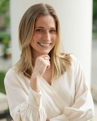 Photo of Lauren Robinson, Counselor, LPCA