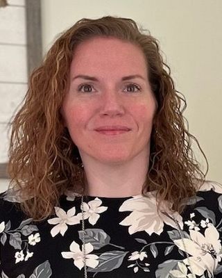 Photo of Elizabeth Olon, Clinical Social Work/Therapist, LCSW