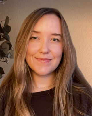 Photo of Holly Rennick, Marriage & Family Therapist, LMFT