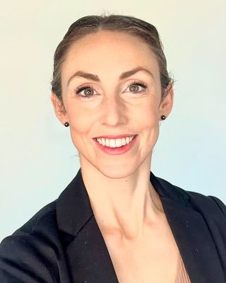 Photo of Bethany Robertson, Counsellor, CCC, LCT